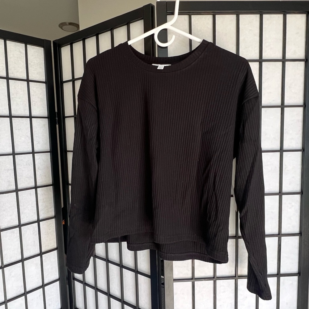Black ribbed long sleeve
